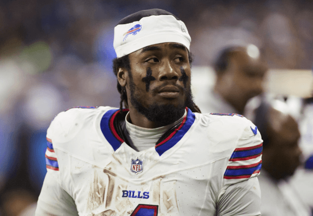 Bills Star James Cook Explodes for 216 Yards and 2 TDs in a 40–9 Win Over the Panthers, Fueled by a Powerful Moment in the Stands That Ignited His Spirit