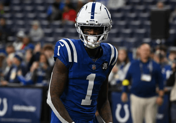 INJURY UPDATE: Colts Deeply Concerned as Newly Acquired Star CB Exits After Just Two Snaps – A Cornerback They Paid a Heavy Price to Acquire