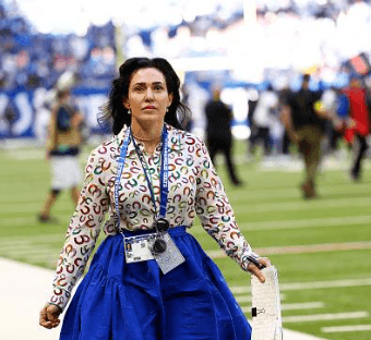 Colts Owner Carlie Irsay-Gordon Demands Justice After Fan’s Memorial Scarf Is Stolen at Lucas Oil Stadium – A Shameful Incident Sparks Outrage Across Social Media