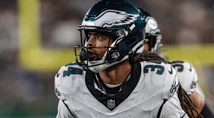 Eagles Sign DE and Two-Time Defensive Player of the Year to the Practice Squad