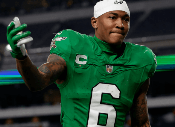 Just Hours Before the Raiders Game, Eagles Star DeVonta Smith Moved the Locker Room by Wearing a Wristband With a Message That Touched Everyone