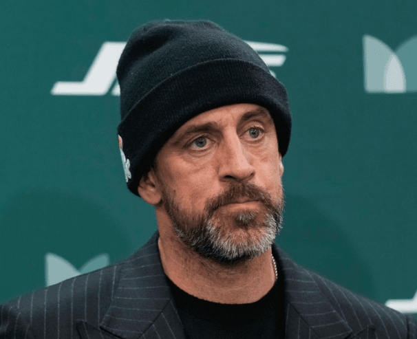 Former Green Bay Packers Player and Franchise Legend Sends Shockwaves Across the NFL by Admitting the Broncos Fully Deserved the Win and Are Poised to Win the Super Bowl This Season – Why Rodgers Said the One Thing Packers Fans Didn’t Want to Hear