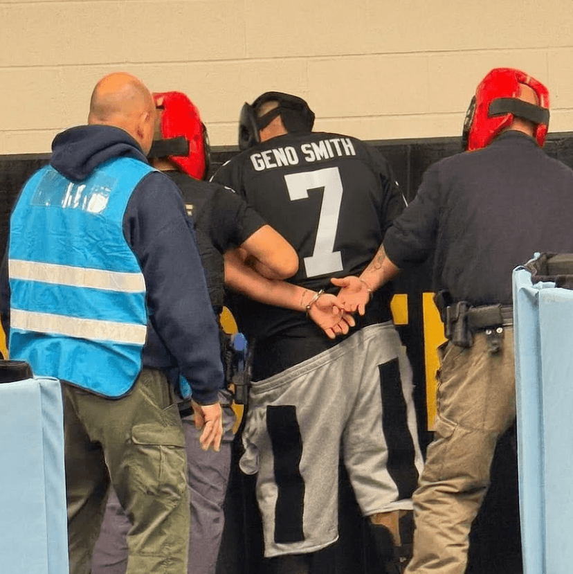 Raiders Fan Arrested After Violently Attacking Eagles Supporters’ Bus Outside Lincoln Financial Field
