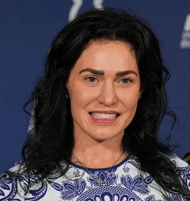 Carlie Irsay-Gordon Quietly Donates Her Entire $2 Million in Personal Earnings to Build Homeless Support Centers — When the Colts Become More Than Just a Football Team