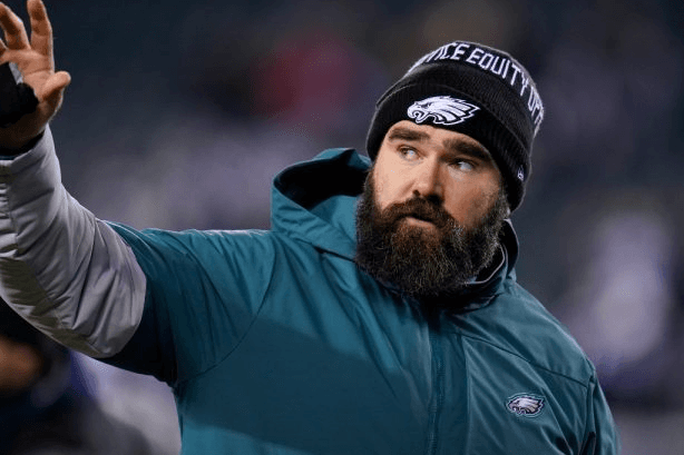 Eagles Legend Jason Kelce Blasts “Unfair” Officiating in Tyler Steen Incident — Calls on NFL to Review Ref Crew and Discipline All Commanders Involved