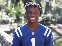 INDIANAPOLIS COLTS’ BELOVED BALL BOY — FUTURE MVP’S JOURNEY PAINFULLY CUT SHORT ON CHRISTMAS EVE AT 16