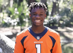Broncos’ Beloved Ball Boy — A Future MVP’s Journey Painfully Cut Short on Christmas Eve at 16. After the Heartbreaking News, a Broncos Offensive Star Visited the Family and Donated $50,000 to Help Cover Medical and Funeral Expenses