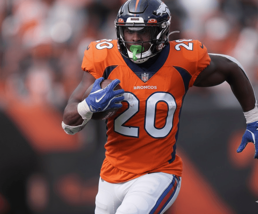 The Brightest Star of Free Agency Month — A Pro Bowl Offensive Superstar With More Than 4,000 Total Career Yards Sends Shockwaves After Publicly Expressing His Desire to Wear a Denver Broncos Jersey Just Ahead of the Draft