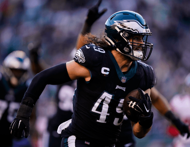 Former Eagles Player Demands a Massive Salary, Putting the Broncos in a Tough Position as He Looks to Leave and Return to Philly