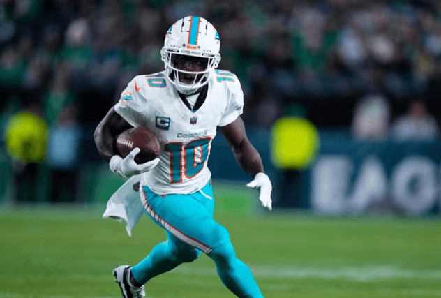 Just 24 Hours After Being Released by the Miami Dolphins, the Denver Broncos Moved So Fast It Shocked the Entire NFL. Before the Rest of the League Could Even React, Denver Finalized a Deal with One of the Most Dynamic Wide Receivers of His Generation.