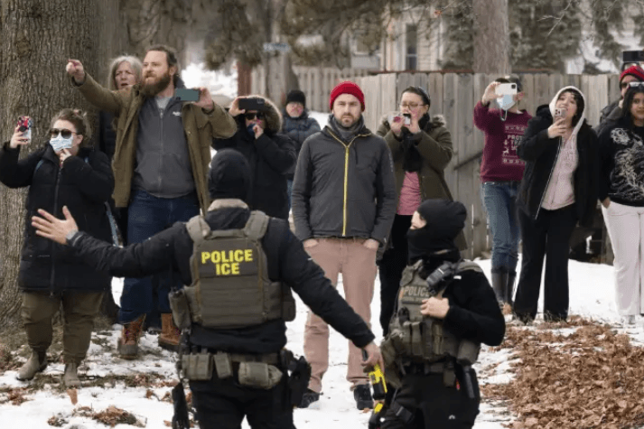 Broncos Legend Peyton Manning Speaks Out on Alex Pretti Case: “If a Nurse Trying to Help Can Be Killed, Who’s Next?”