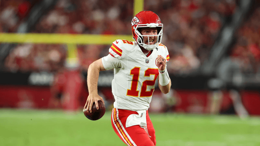 Chiefs Re-Sign Super Bowl Champion After Mahomes, Minshew Suffer Season-Ending Injuries