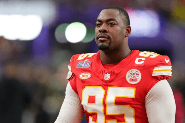 The True Meaning Behind Chris Jones Selling His Super Bowl Ring — A Moment That Brought Chiefs Fans to Tears