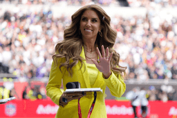 NFL Sideline Reporter Sara Walsh Suffers Broken Toe Before Christmas Night — Still Takes the Field for the Chiefs