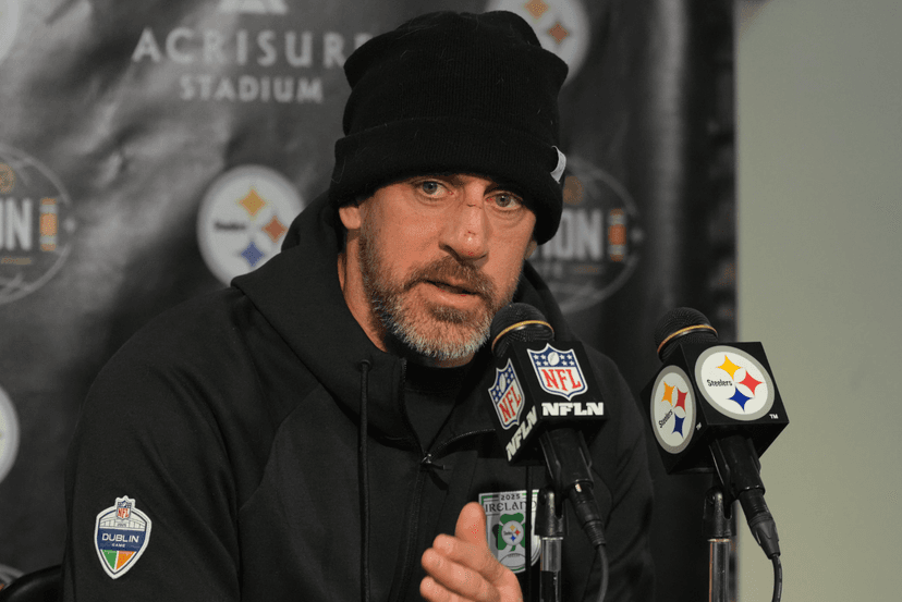 Packers legend Aaron Rodgers could not hide his anger, pointing to “evidence” accusing the referees of favoring the Ravens in the Packers vs. Ravens game.