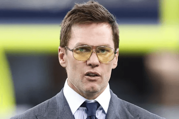 Legendary QB Tom Brady Warns Player Jonathon Cooper After Self-Sabotaging Actions Insulting the Kansas City Chiefs on Social Media — and Patrick Mahomes’ Response Shows the Entire NFL Who the Real Champion Is.