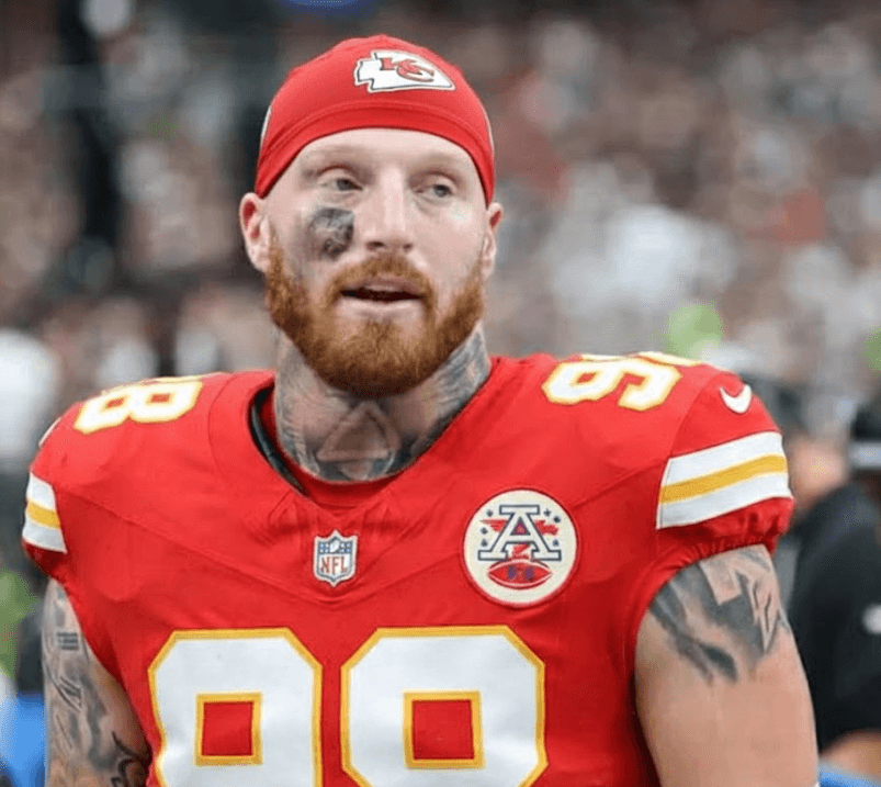 5x Pro Bowl Superstar Maxx Crosby Shocks the NFL After Publicly Praising a Kansas City Star — Raiders Fans Furious: “He Wants to Join the Chiefs”