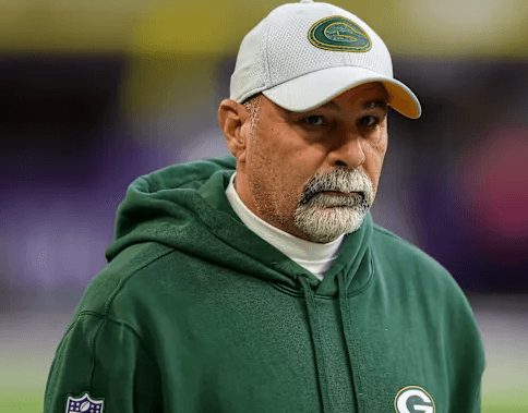 Just 12 hours after officially signing with the Packers, Rich Bisaccia made the decision to part ways with kicker Brandon McManus – the disappointment following a year of severe decline in performance.