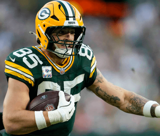 Packers star Rejects Huge Offer from Raiders After Brady’s "Value Player of the Year" Praise, Seeks Long-Term Deal with Packers But Demands Salary