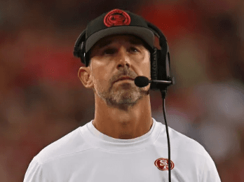 Kyle Shanahan Reveals Mac Jones Played Through Shoulder Pain for 49ers – Courageous Fighting Spirit Earns Team's Admiration, But Worries Coach Amid San Francisco's "Injury Storm"