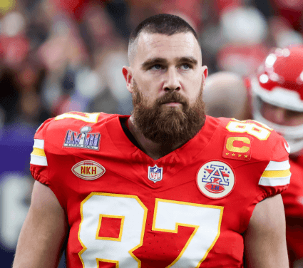 Andy Reid Defends Travis Kelce After Eric Wood Mocks Him Right Before the Chiefs vs. Bills Showdown – And Kelce’s Response Leaves the Bills Fan Community Speechless