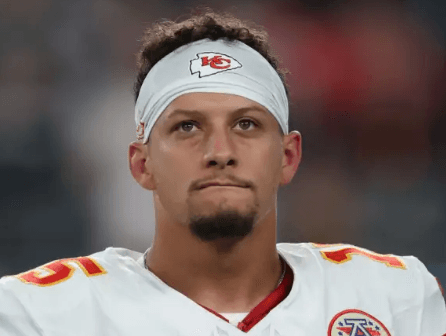 Patrick Mahomes Receives Another “Thunderbolt” After Thanksgiving Loss to Cowboys – And His Response Made the Entire NFL Bow in Respect