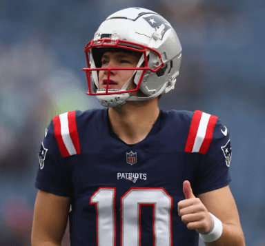 Drake Maye Speaks Out Fiercely Demanding Justice for Patriots Female Fan After She Was Robbed of the Last Towel Left by Her Late Mother During 33-15 Victory at Gillette