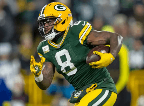 Packers superstar moves the NFL with a powerful message about the silent heroes in life – an inspiring reminder that goes far beyond anything that happens on the field