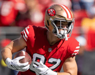 Just 12 Hours After Being Cut, the Super Bowl “Unsung Hero” Shocks the NFL by Gushing Over Jordan Love — Experts Declare: “He Wants to Go to Green Bay!”