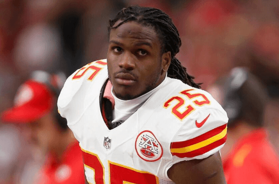 Legend Jamaal Charles Sends NFL into Frenzy by Considering Return to Kansas City Chiefs After 6 Years Retired – With a “Special $1 Million Deal”