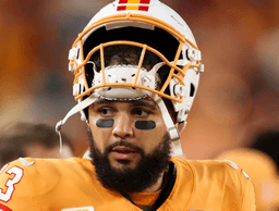 Amid Storm of Criticism, Mike Evans Breaks Silence to Explain Early Exit in Buccaneers Loss — Revealing Heartbreaking Family News That Shocked the Entire NFL