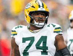 After Learning He Might Have to Leave Due to Salary Cap Issues, 2× Pro Bowl Packers Superstar Brings Packers Nation to Tears by Expressing Willingness to Take Pay Cut to Stay in Green Bay: “My Heart Belongs Here.”