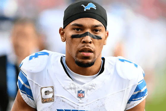 Lions Star Amon-Ra St. Brown Quietly Sets No. 1 NFL Record on a Bitter Night After Painful Loss to Rams