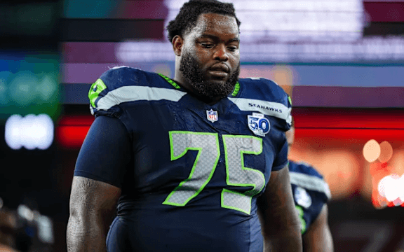 Legendary Steve Largent Speaks Out to Defend Anthony Bradford Amid Fan Backlash, Despite Seahawks’ Win Over Colts