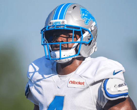 Rams WR Davante Adams Thanks Lions Star for Unexpected Words of Encouragement Before Leaving Game With Reaggravated Hamstring Injury