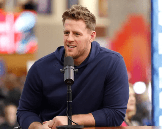 NFL Legend With 3× Defensive Player of the Year and 5× Pro Bowl Honors Leaves Arizona Fans Feeling Betrayed After Shocking Packers Revelation