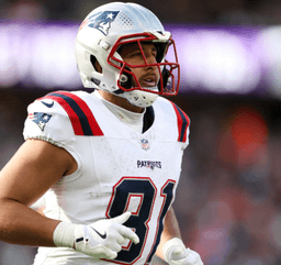 With his departure from the Patriots after the 2025 season appearing increasingly , the 2× Pro Bowl star delivered a locker-room–shaking message to head coach Mike Vrabel: “Give me one more chance"