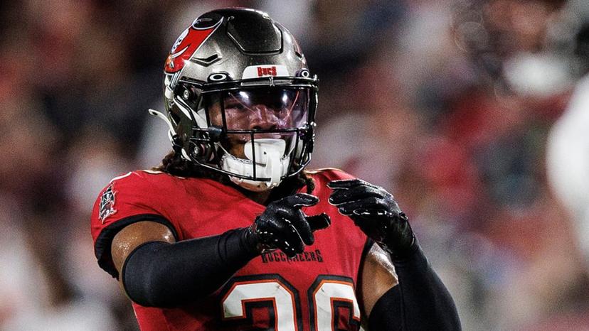 Immediately after joining the Houston Texans, the former Buccaneers safety moved all of Tampa Bay with a heartfelt tribute: “My time with the Buccaneers will always be a beautiful memory for me.”