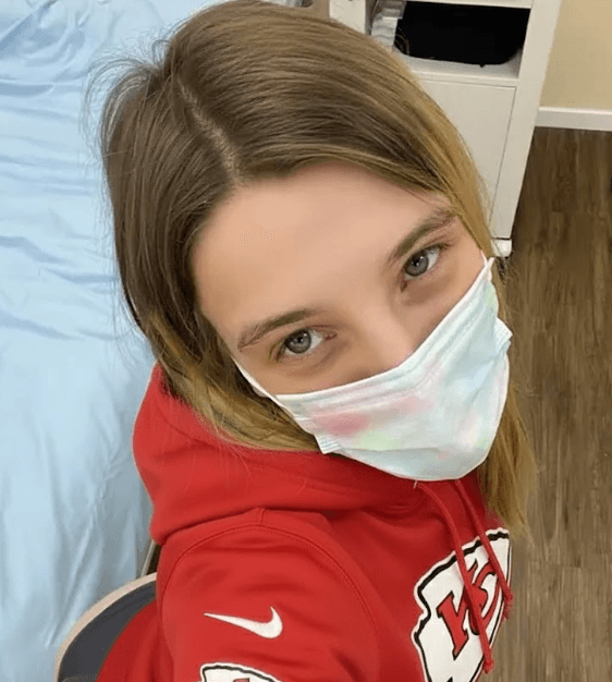 A Die-Hard Chiefs Fan Sets Social Media Ablaze With a Bold Promise If Kansas City Wins Its Final Two Games