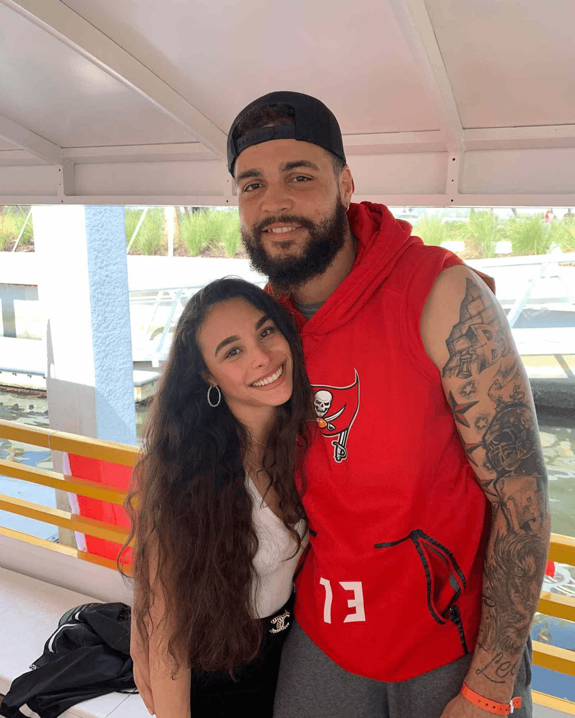 Superstar Mike Evans and wife Ashli Dotson’s gift to the entire Tampa Bay Buccaneers becomes the most meaningful Christmas story in Tampa — and one the entire NFL should learn from