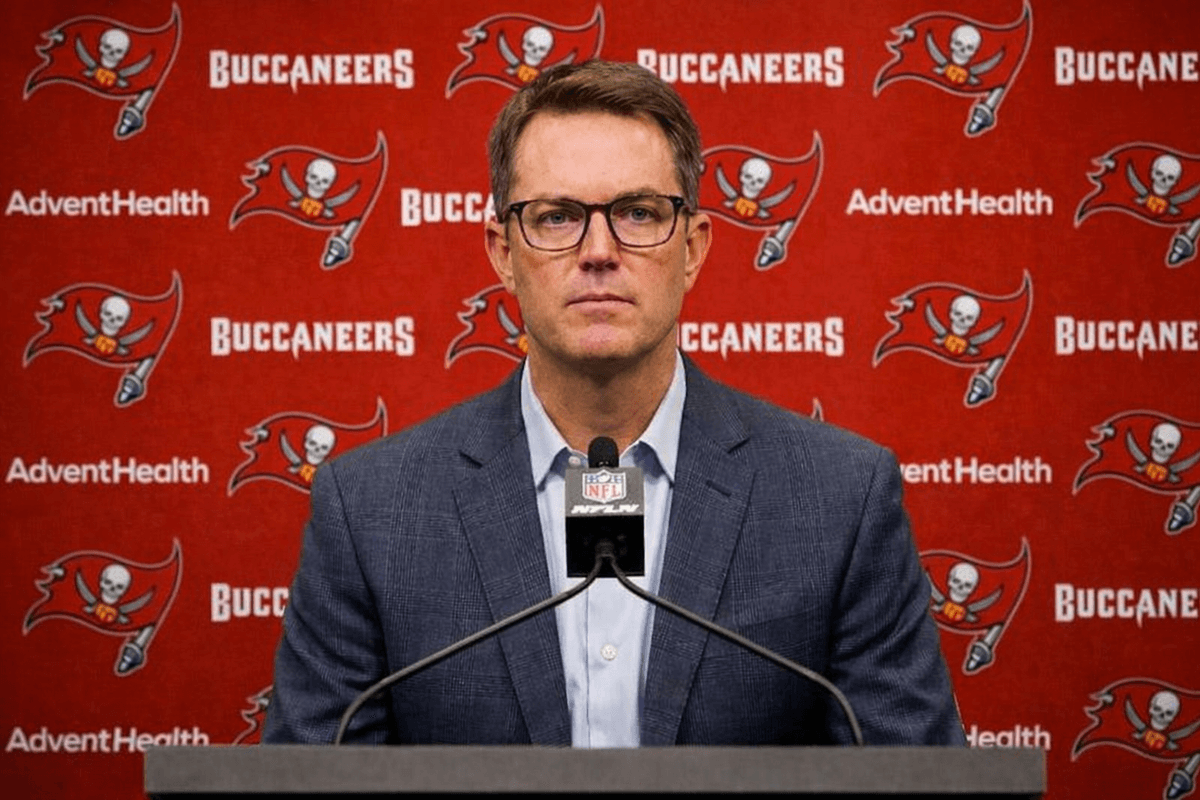 Official: CBS Sports President David Berson disciplines Jim Nantz after controversial remarks about the Buccaneers, just ahead of the Buccaneers–Panthers matchup