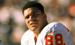 Chiefs legend Tony Gonzalez breaks his silence, sends a blunt message to fans and publicly defends the $450 million superstar amid a wave of criticism