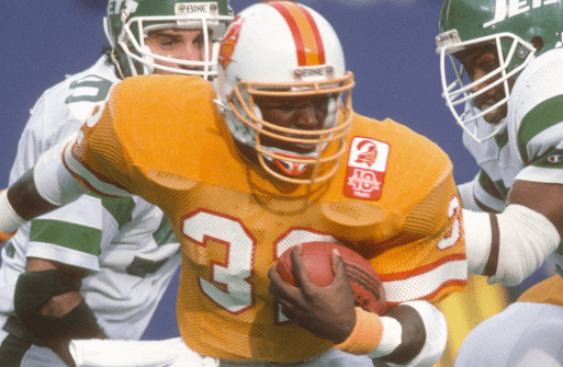 SAD NEWS: Buccaneers Legend Battles Dementia at 73, Loses His Voice but Still Remembers Tampa Bay