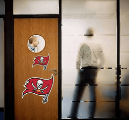 Former Coach Mike McDaniel Spotted in Emergency Late-Night Meeting With Owner Joel Glazer and Head Coach Todd Bowles — What Was Revealed Afterward Shocks the NFL