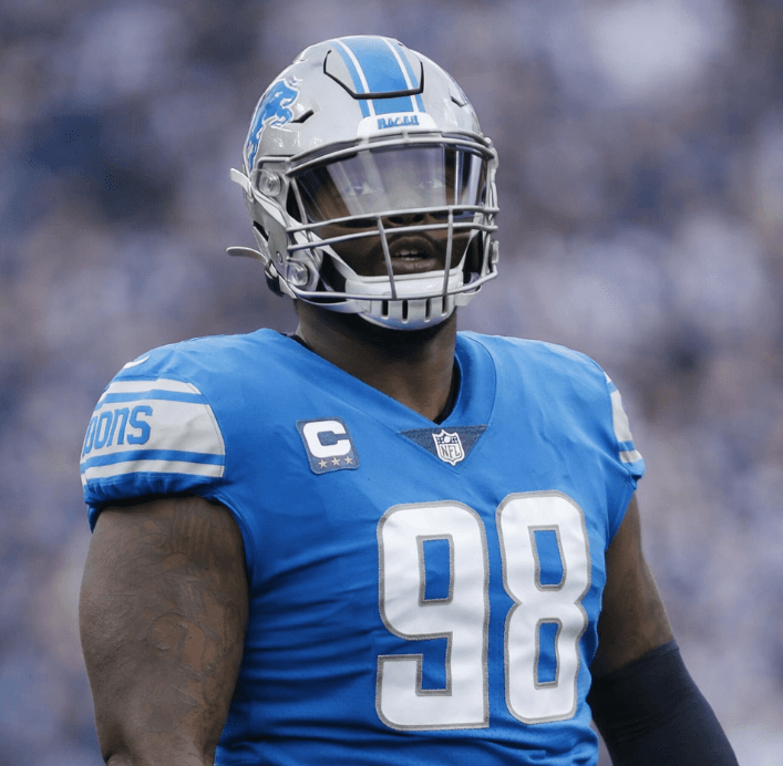 Just one hour after learning the Lions were facing budget constraints, a veteran star agrees to take a pay cut — putting winning over money