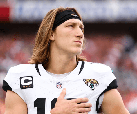 Trevor Lawrence Moves Fans to Tears With Selfless Contract Restructure Request, Aims to Keep Two Offensive Superstars in Jacksonville