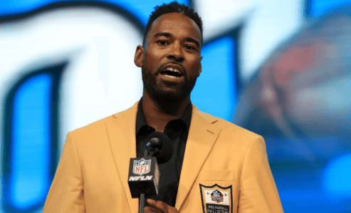 Legend Calvin Johnson Speaks Out Demanding NFL Reconsider 2026 NFL Honors After Two Detroit Lions Stars Are Excluded at the Last Minute