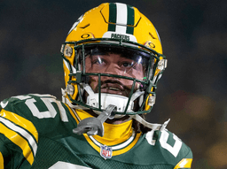 A veteran Pro Bowl star of the Packers brings fans to tears with an emotional farewell to Green Bay amid an uncertain future following mixed signals from GM Brian Gutekunst