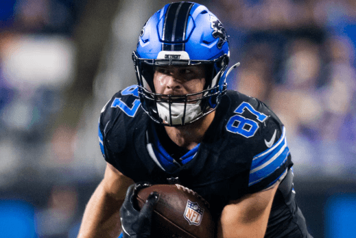 After Being Placed on the Trade Block, All-Pro Superstar — Once Considered the Future of the Lions Sends an Emotional Message to All of Detroit: “I Don’t Need a Big Contract, I Just Need to Stay with the Lions”