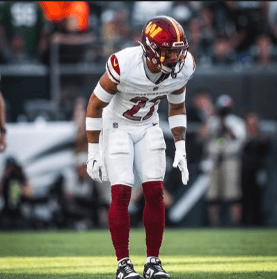 Steelers officially sign young star “Top 10 breakout safeties” following DeShon Elliott’s injury – a move head coach Mike Tomlin believes will be the key to reviving Pittsburgh’s legendary defense.